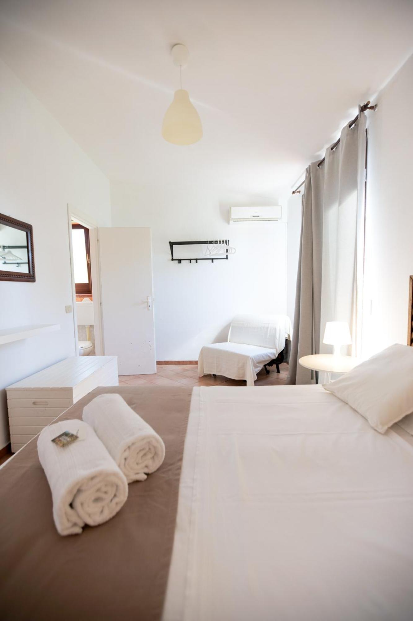 Apartamento Giardino Dell'Impossibile Di Antonino Campo Favignana Habitación foto